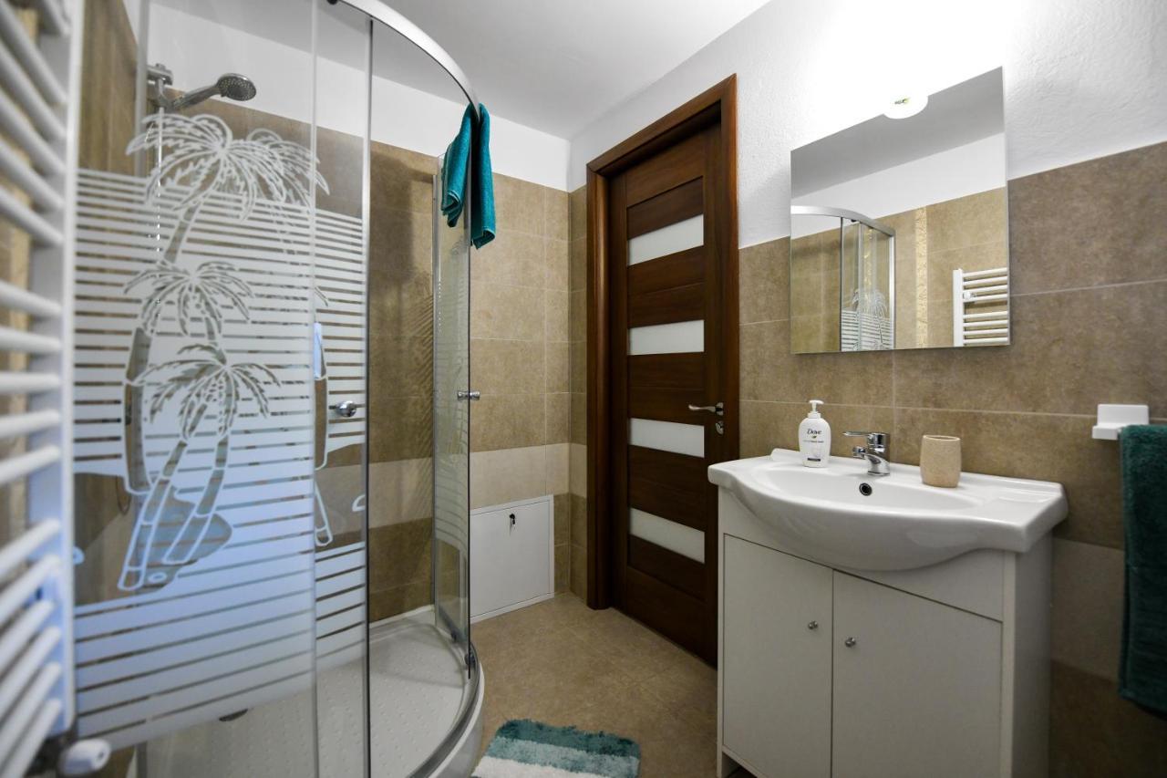 Villa Castellino Tîrgu Ocna Εξωτερικό φωτογραφία