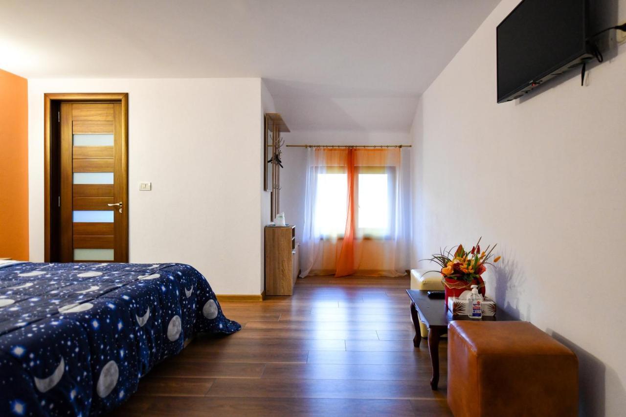 Villa Castellino Tîrgu Ocna Εξωτερικό φωτογραφία